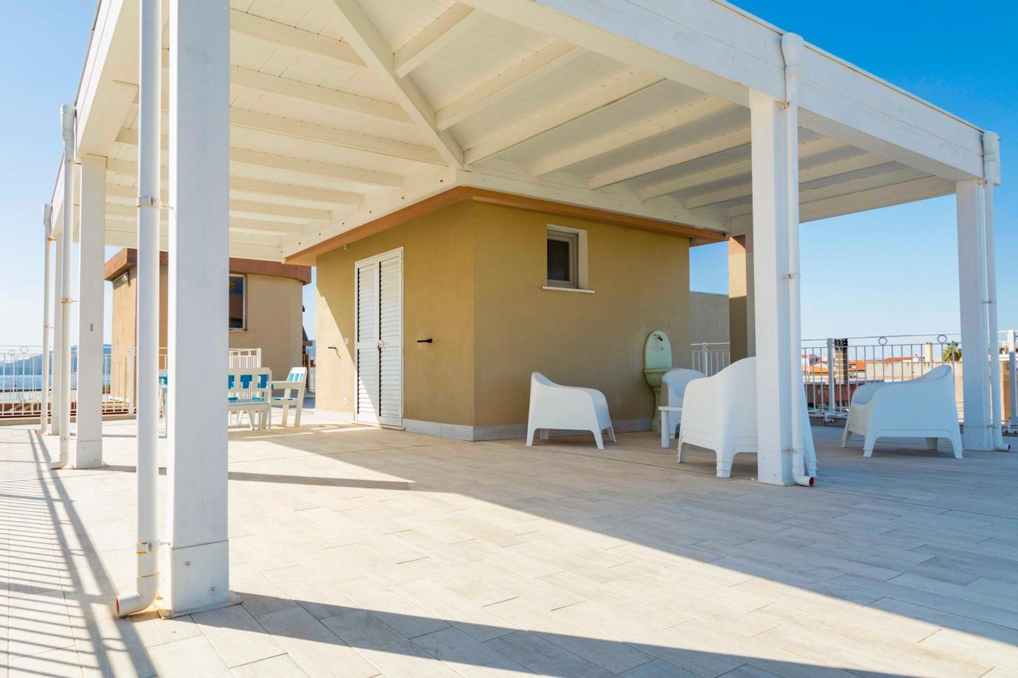 Lovealghero Stanze In Attico Vista Mare Exterior photo